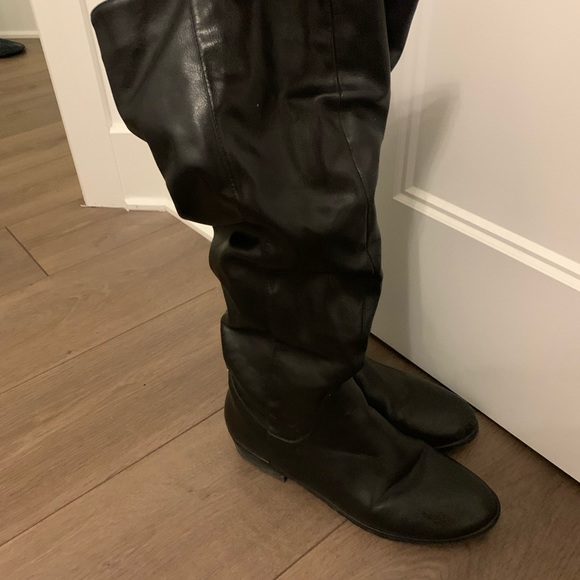 Winter black boots in very good condition - Picture 3 of 6